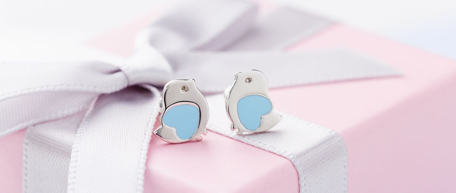 Bird shape with blue heart earring studs pink gift box with bow